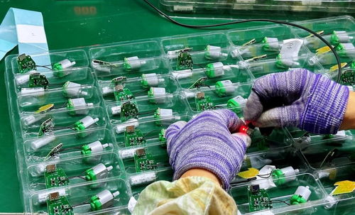 多多跨境 以創(chuàng)新模式賦能中國工廠，引領(lǐng)全球化新貿(mào)易